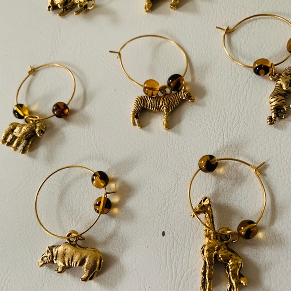 A beverage bauble - Picture 1 of 10